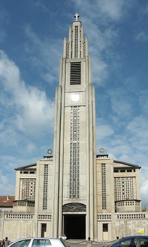 EXTERIOR DE LA IGLESIA DE NOTRE DAME. AUGUSTE PERRET. Le Raincy. 1922