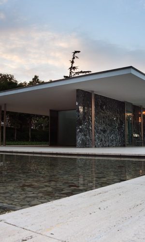 PABELLÓN DE ALEMANIA PARA LA EXPOSICIÓN UNIVERAL DE BARCELONA DE 1929. MIES VAN DER ROHE.